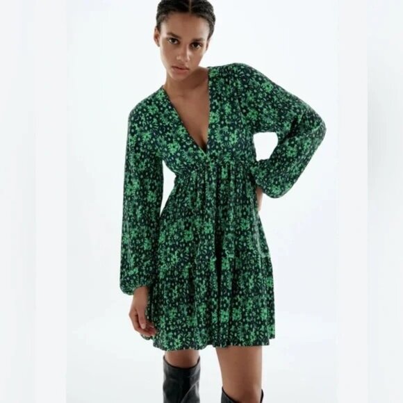 Zara Dresses & Skirts - Zara Green Black Floral Mini Dress, M